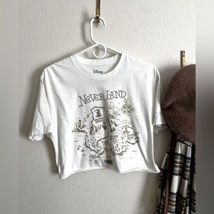 Cropped Peter Pan Neverland Shirt